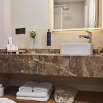Venzi Ayayorgi-adult Only 15 * Кешме