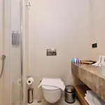 Venzi Ayayorgi-adult Only 15 * Кешме