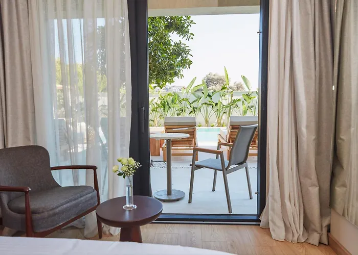 Venzi Ayayorgi-adult Only 15 Hotell