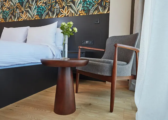 Venzi Ayayorgi-adult Only 15 Hotell