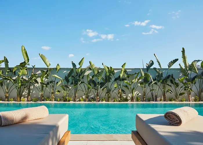 Venzi Ayayorgi-adult Only 15 Çeşme