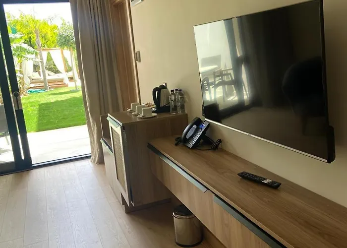 Hotell Venzi Ayayorgi-adult Only 15 *