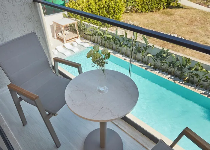 Venzi Ayayorgi-adult Only 15 Hotell