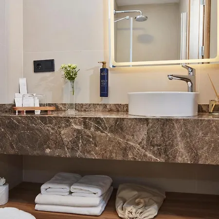 Venzi Ayayorgi-adult Only 15 * Çeşme