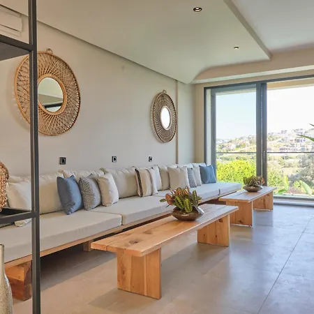 Venzi Ayayorgi-adult Only 15 Кешме