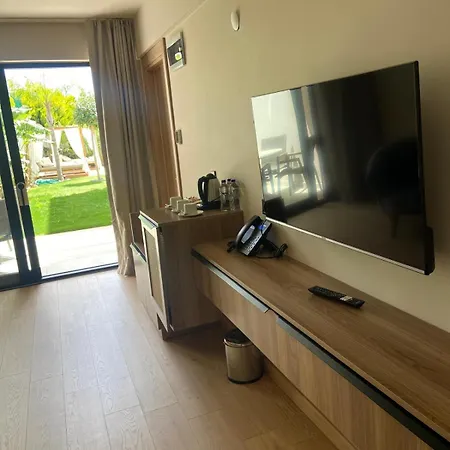 Отель Venzi Ayayorgi-adult Only 15 *