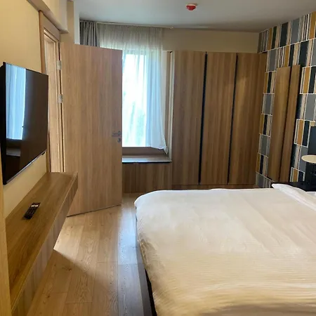 Venzi Ayayorgi-adult Only 15 Отель *