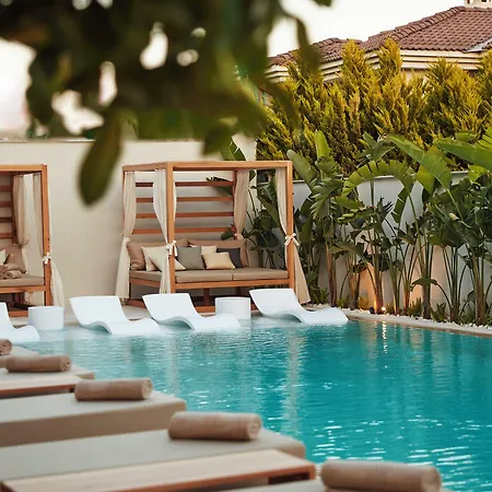 Venzi Ayayorgi-adult Only 15 * Кешме